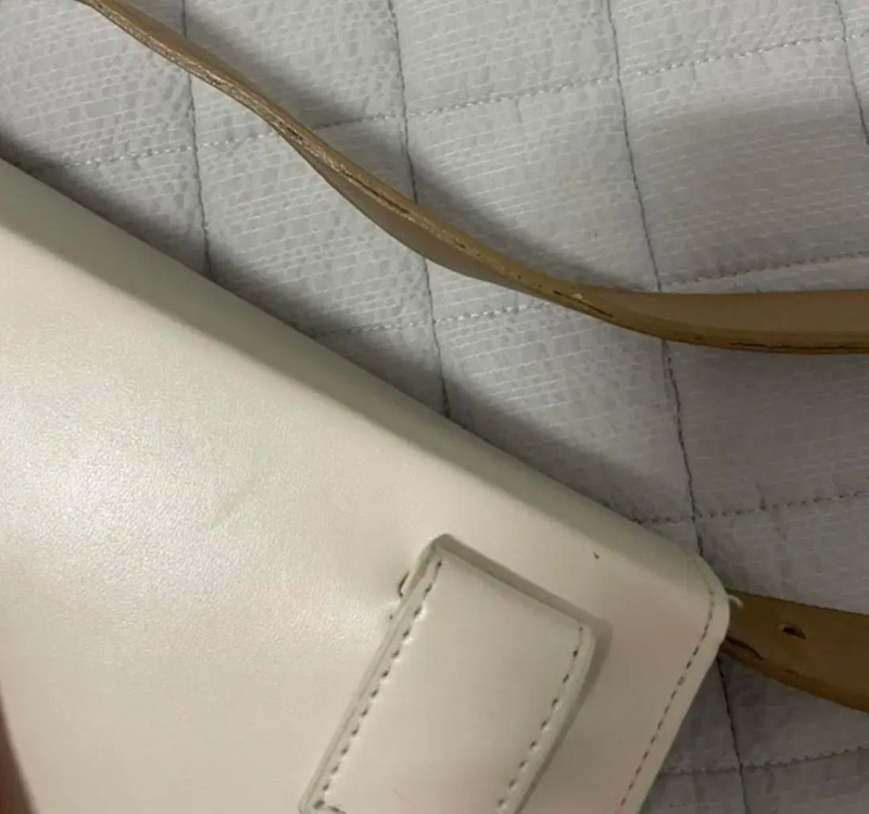 엘바테게브st 미니 반달백 이미지