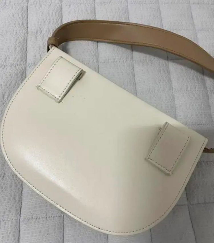 엘바테게브st 미니 반달백 이미지