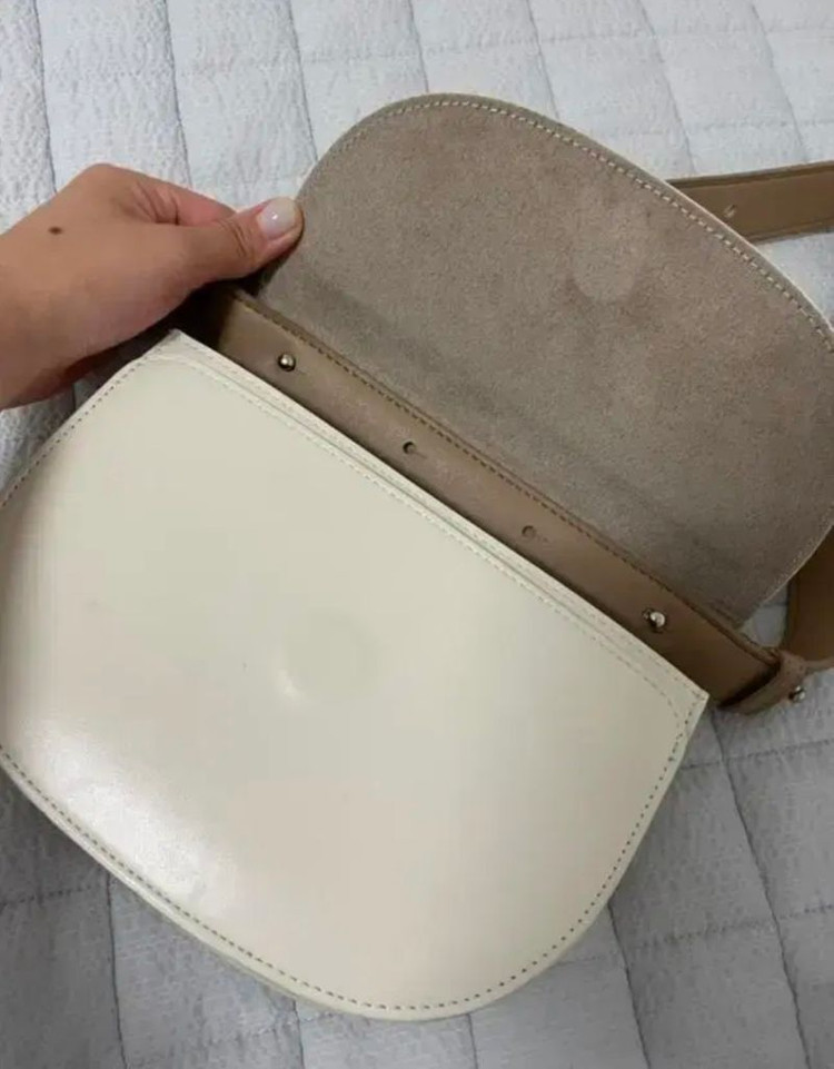 엘바테게브st 미니 반달백 이미지