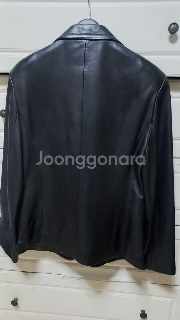 세탁완료 로보 양가죽 자켓--1