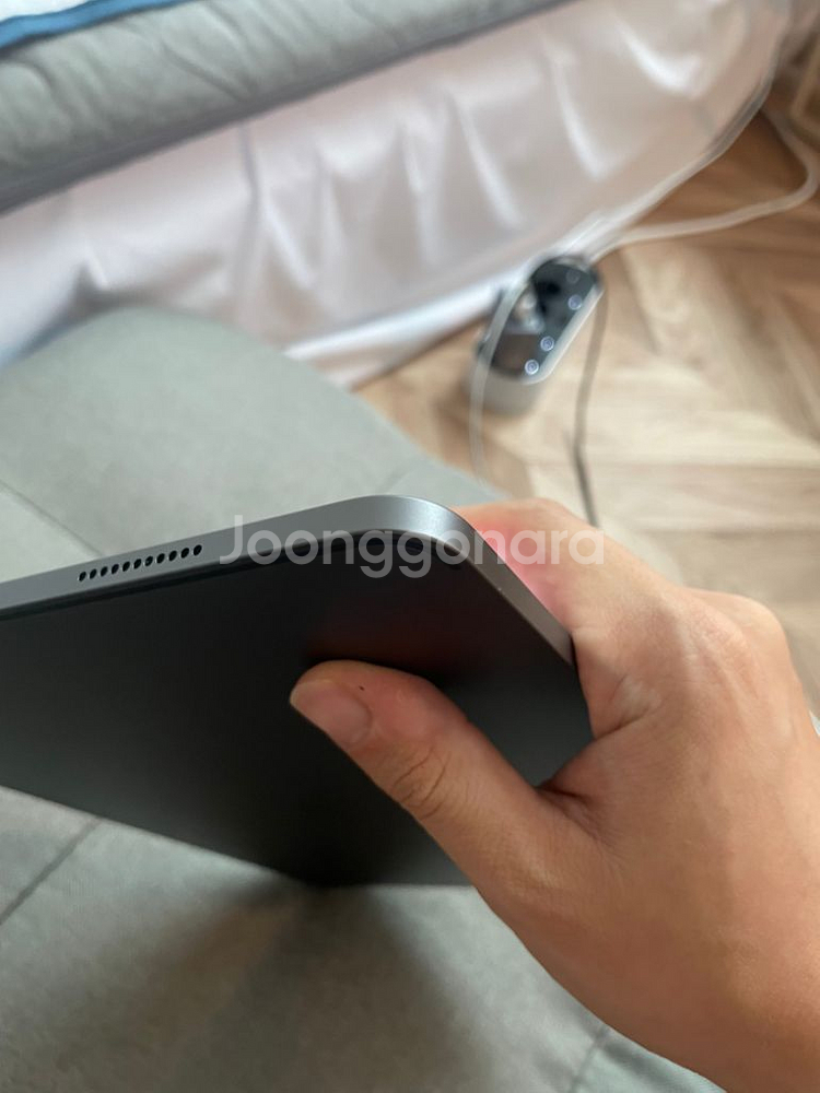 아이패드 프로 12.9 5세대 128GB 북미판+키보드--2