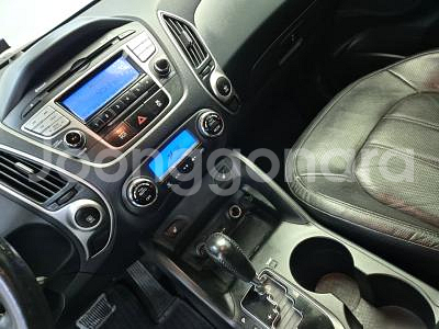 @10년식 투싼 ix 디젤 R20 2WD LX20 스--9