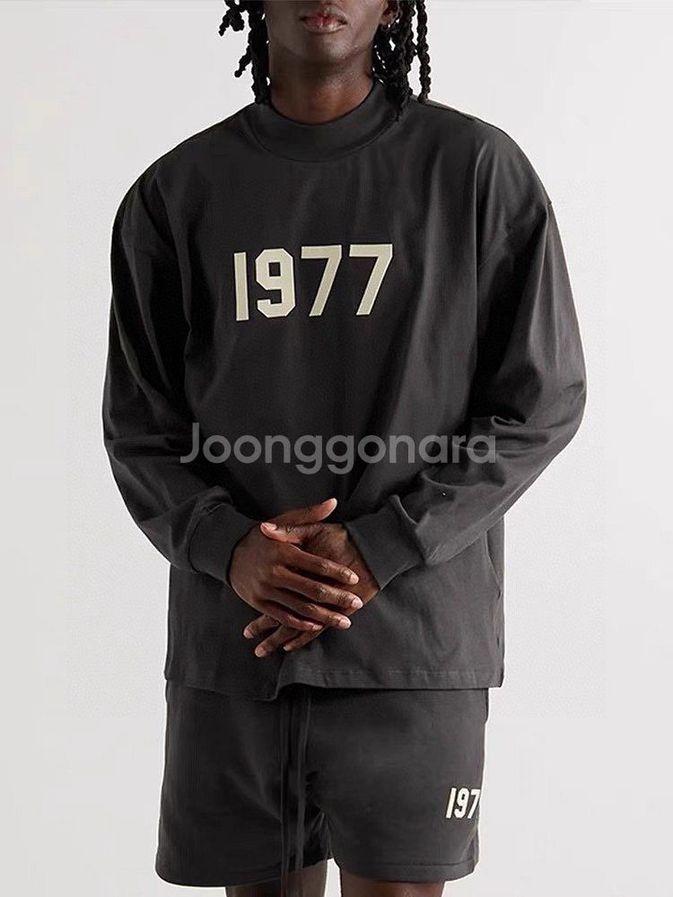 FEAR OF GOD FOG ESSENTIAL 긴팔티--6