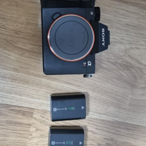 a7r3 판매 (배터리 2개+충전기)