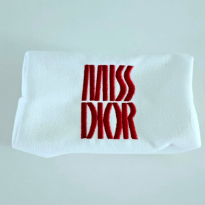 새제품 디올 Miss Dior 화이트 사각 파우치