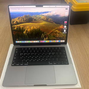 맥북 프로 M1 pro 14 인치 판매합니다