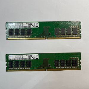 Ddr4 8g 2400t 삼성램 2개 판매합니다