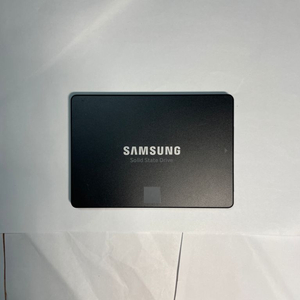 삼성 860 evo ssd 250gb 판매합니다