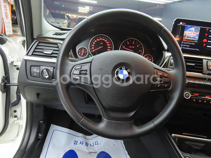 @13년식 3시리즈(6세대) 320d xDrive 전--7