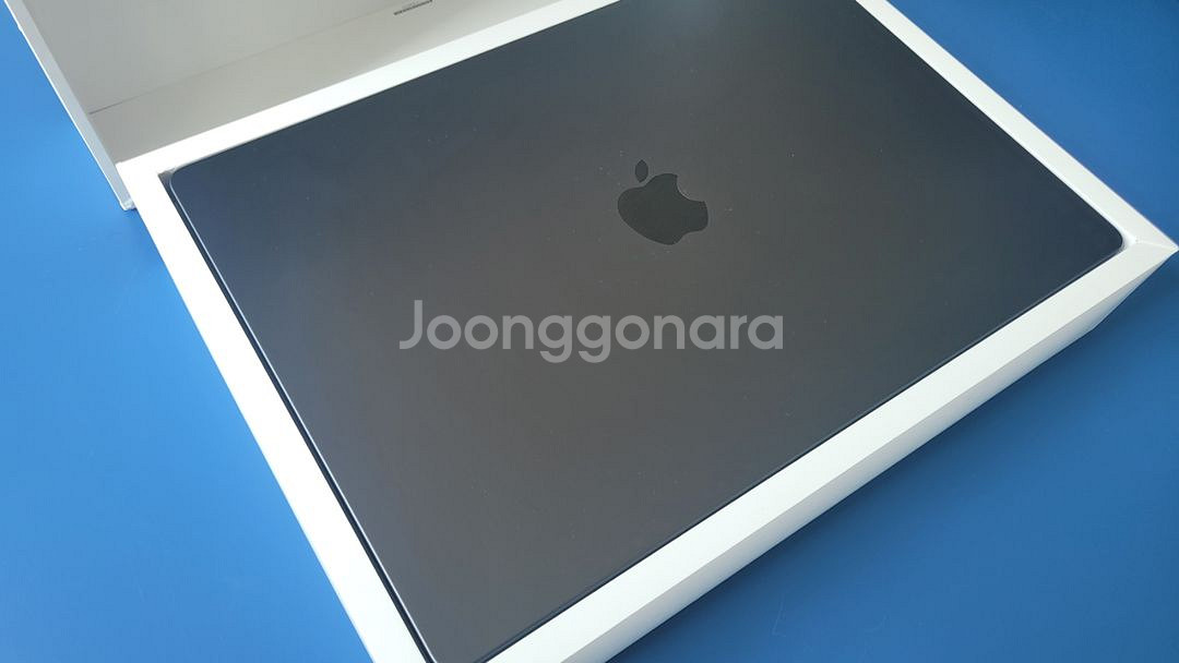 미사용 맥북프로16인치 m3pro 12코어 1tb/36--2