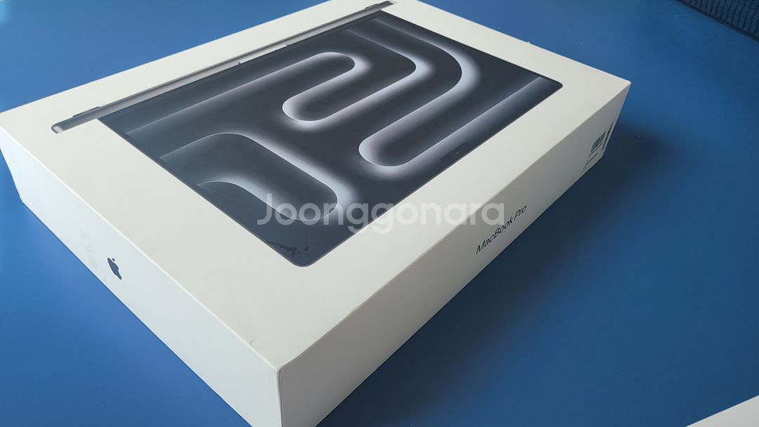 미사용 맥북프로16인치 m3pro 12코어 1tb/36--1