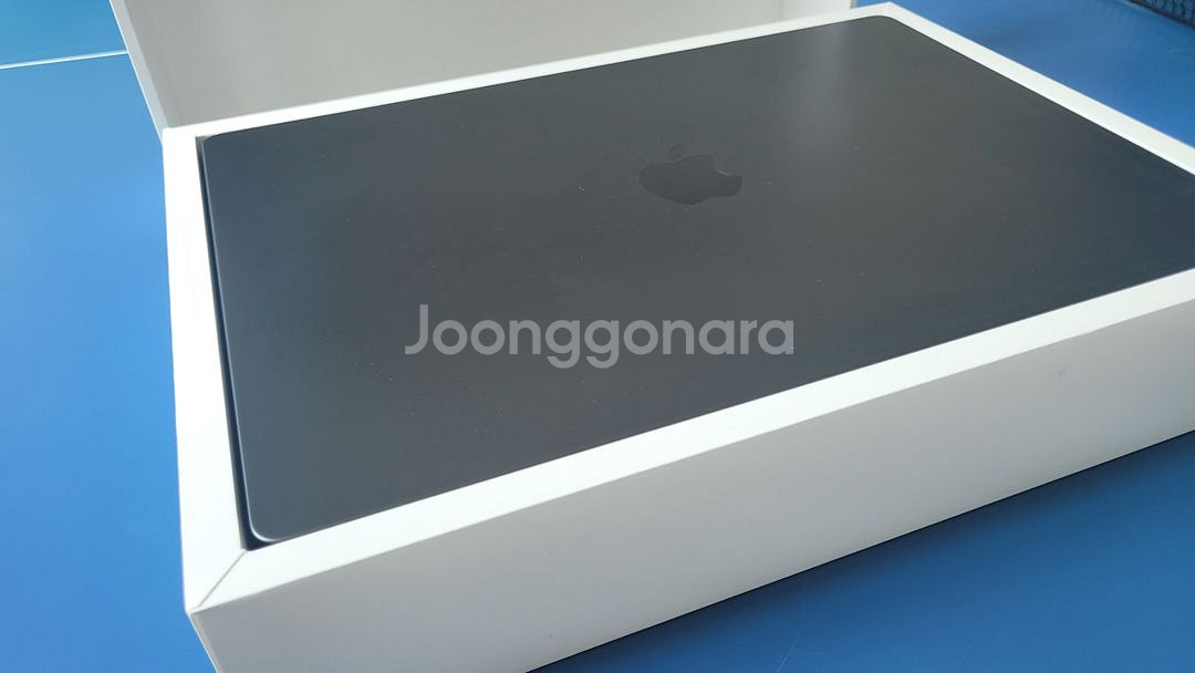 미사용 맥북프로16인치 m3pro 12코어 1tb/36--3