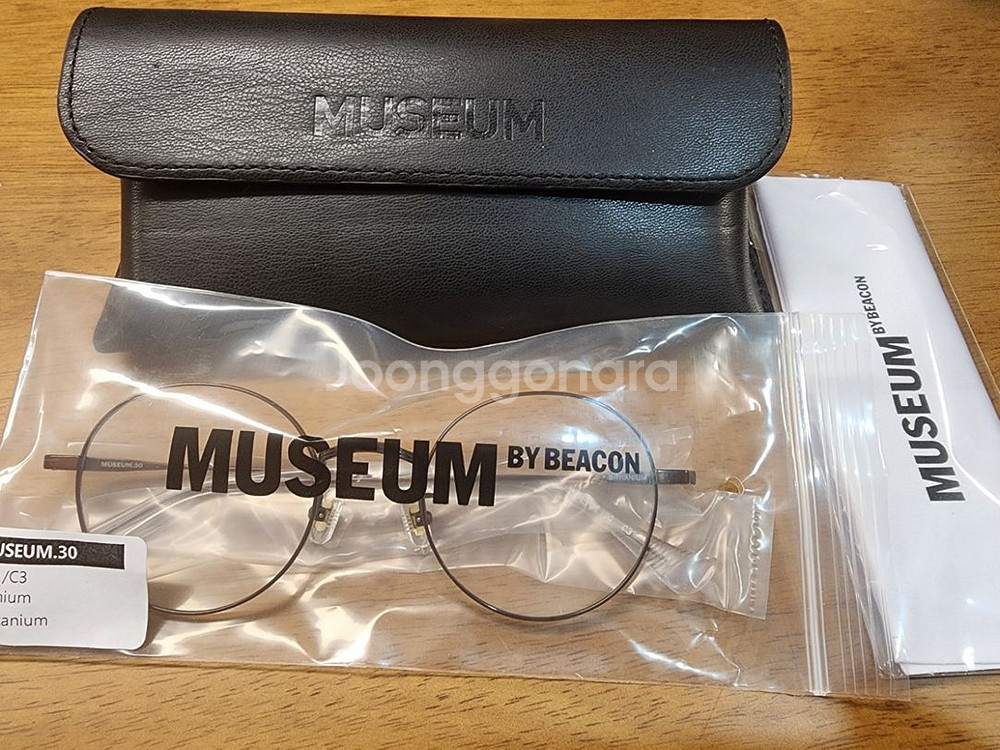 뮤지엄안경 MUSEUM30 브라운컬러 미사용품--1
