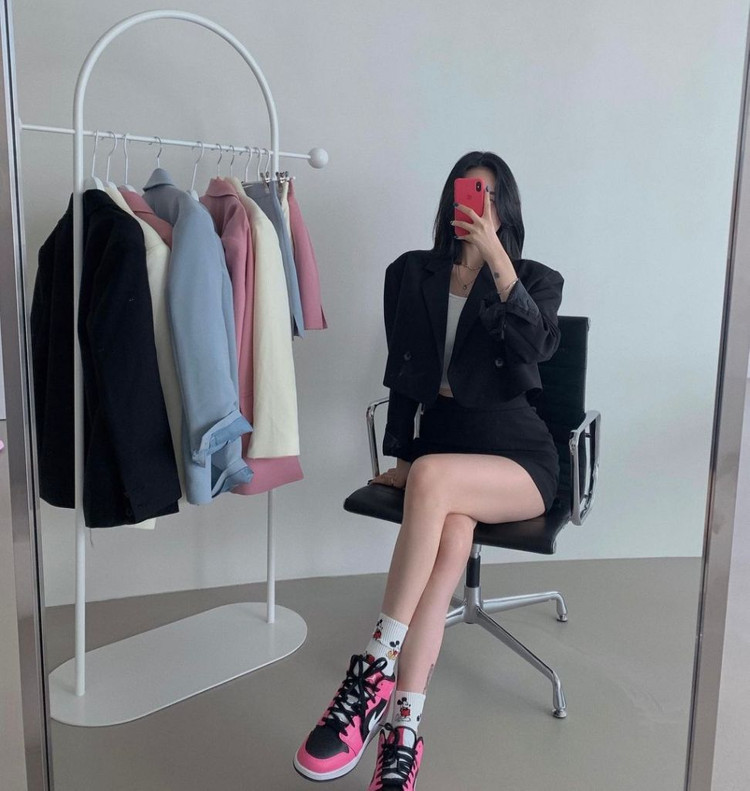 페일제이드 시그니처 셋업(자켓, 치마) 블랙 이미지