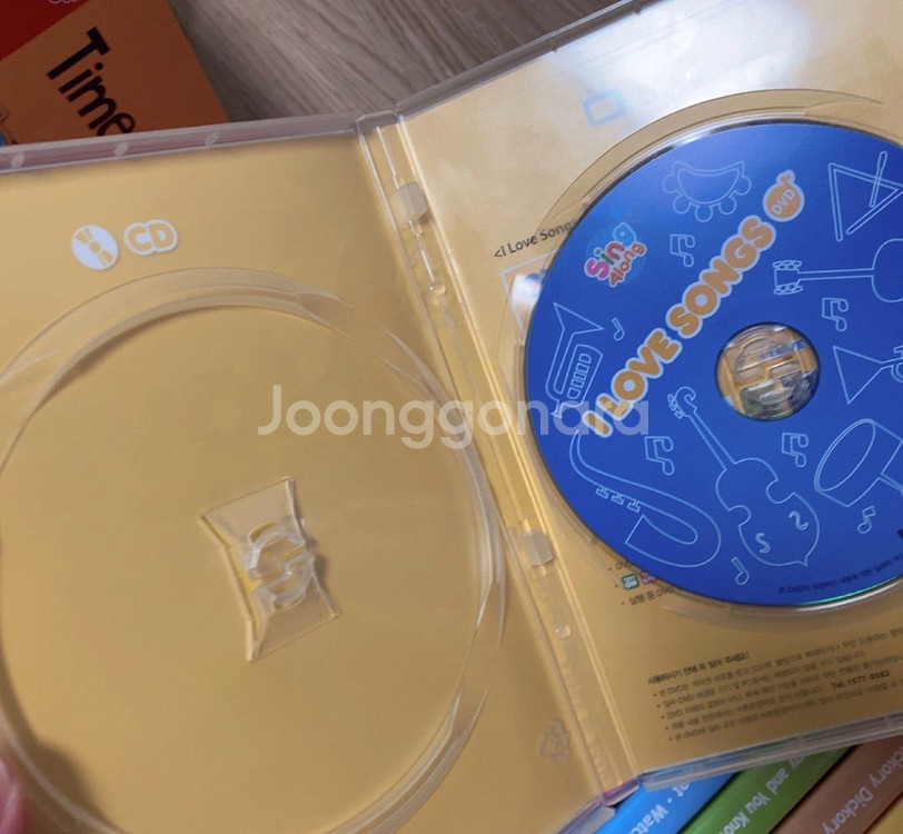 튼튼영어 싱어롱 책24권 +스티커북 미사용+ CD+DV--5
