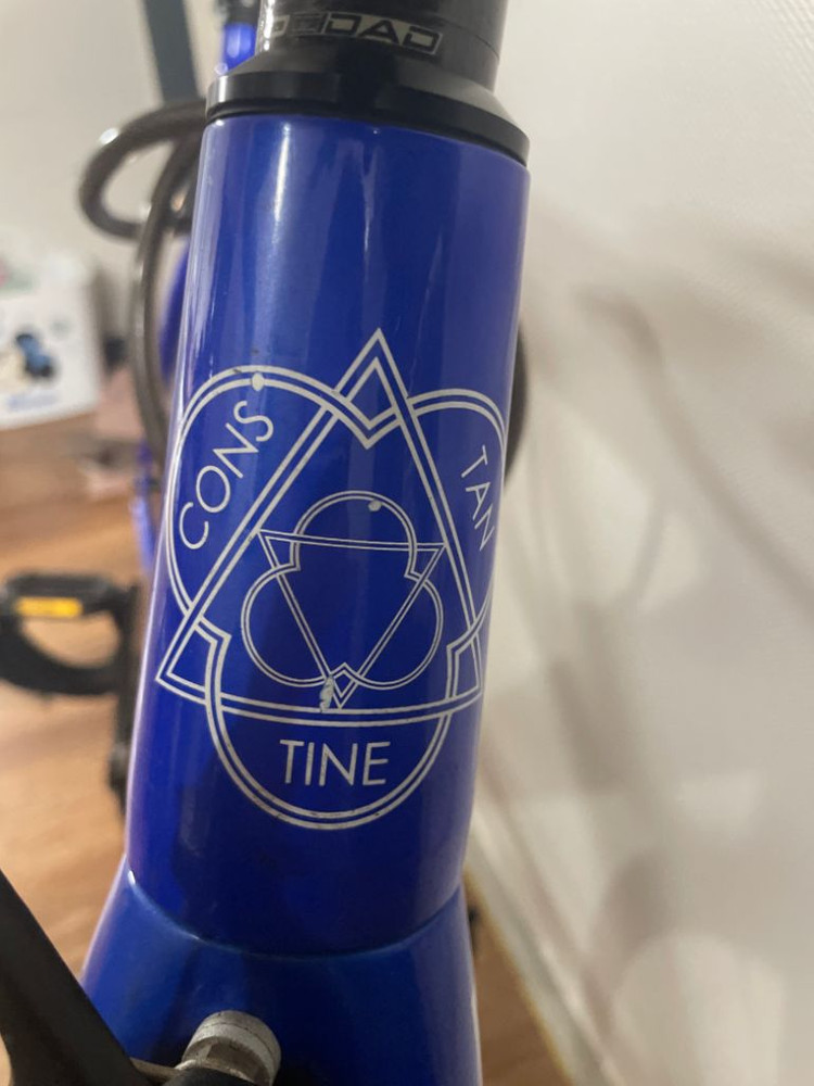 2016 콘스탄틴 버나드 블루색상 이미지