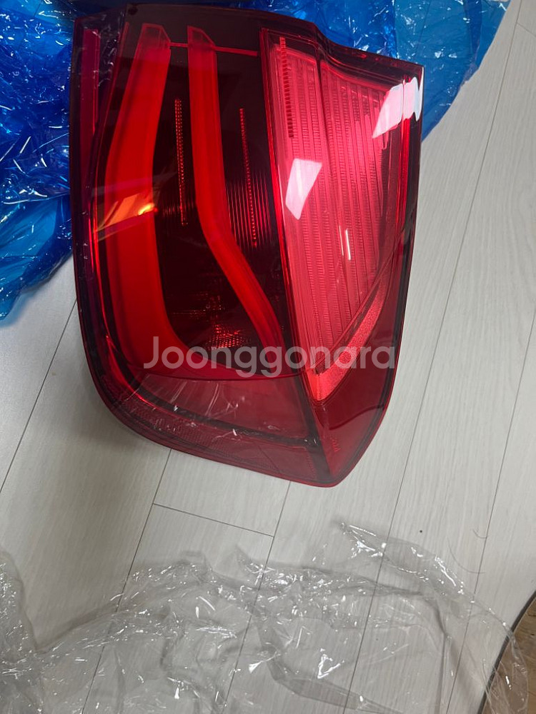 f30 3시리즈 LCI(LED) 테일램프 조수석 우측--1