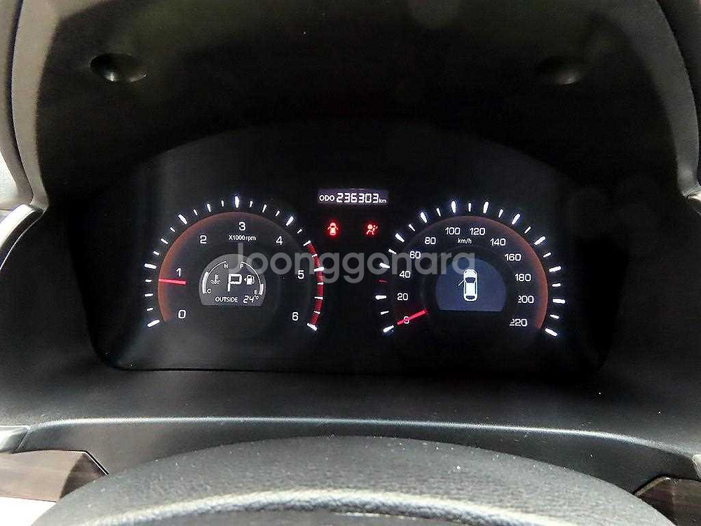 @14년식 뉴 코란도C 2.0 2WD CVT 고급형--7