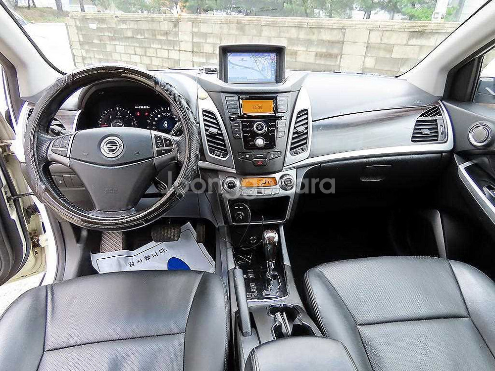 @14년식 뉴 코란도C 2.0 2WD CVT 고급형--8