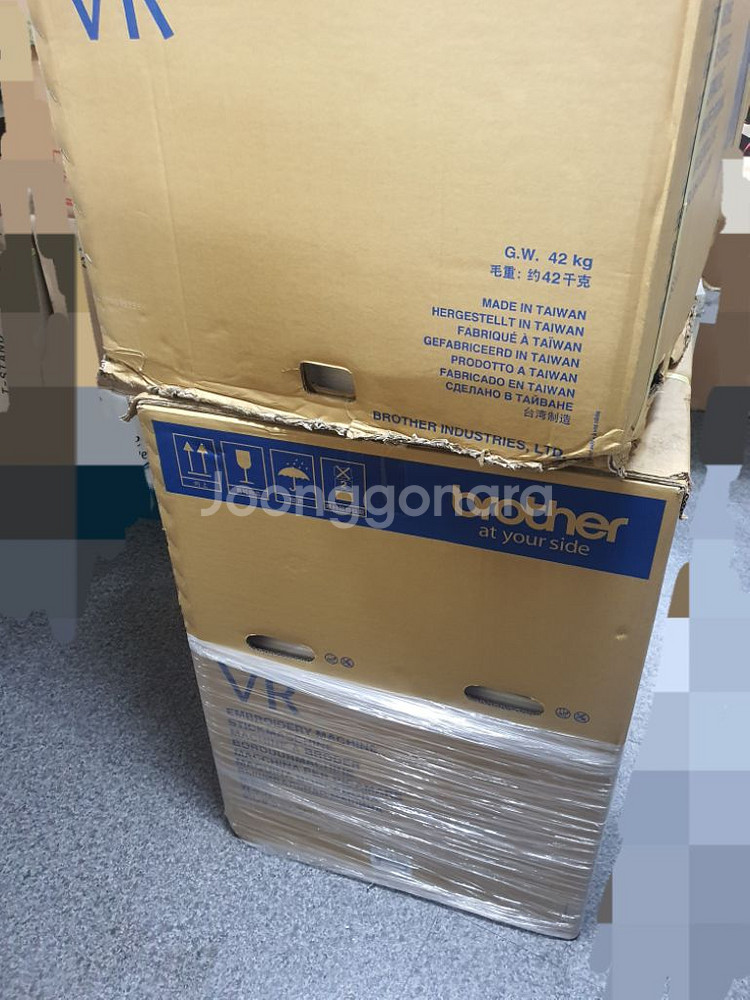 부라더 VR 100 자수기미싱 신품--1