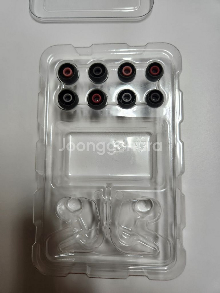 vr2000 게이밍이어폰 팝니다--1