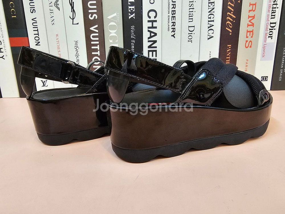 프라다 여성 샌들 240--3