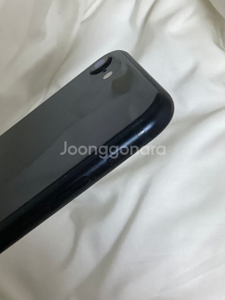 아이폰 Se3 128GB 85% 기스, 파손 없음!--3
