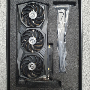 MSI RTX3080 GAMING Z TRIO 10G