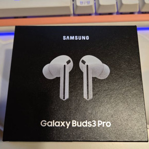 버즈 프로 3 화이트 오늘 받은 새제품(교환품 아님)