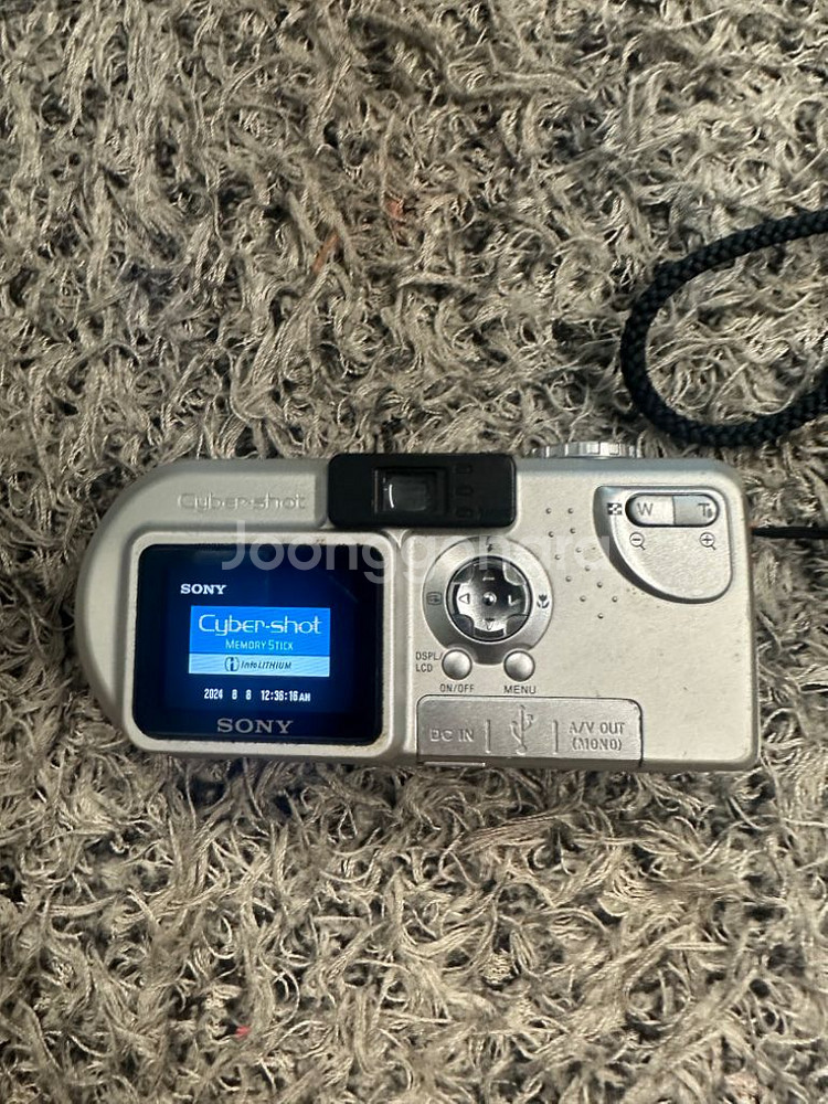 SONY 소니 사이버샷 Dsc-p7 디카 판매합니다.--1