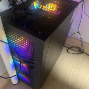 고사양 컴퓨터 본체 7800x3d 4070 32gb