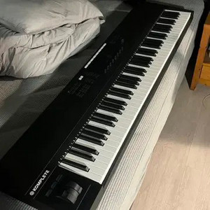 MK2 S88 미디키보드 + 프리소너스 스피커