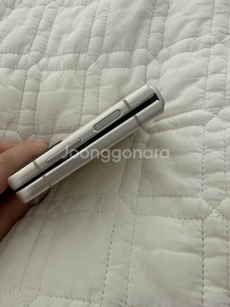 갤럭시 제트플립3 256GB 크림색--1