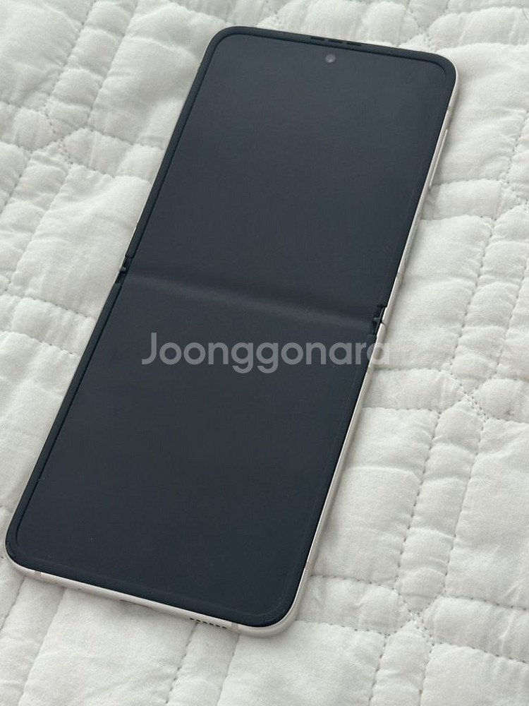 갤럭시 제트플립3 256GB 크림색--5