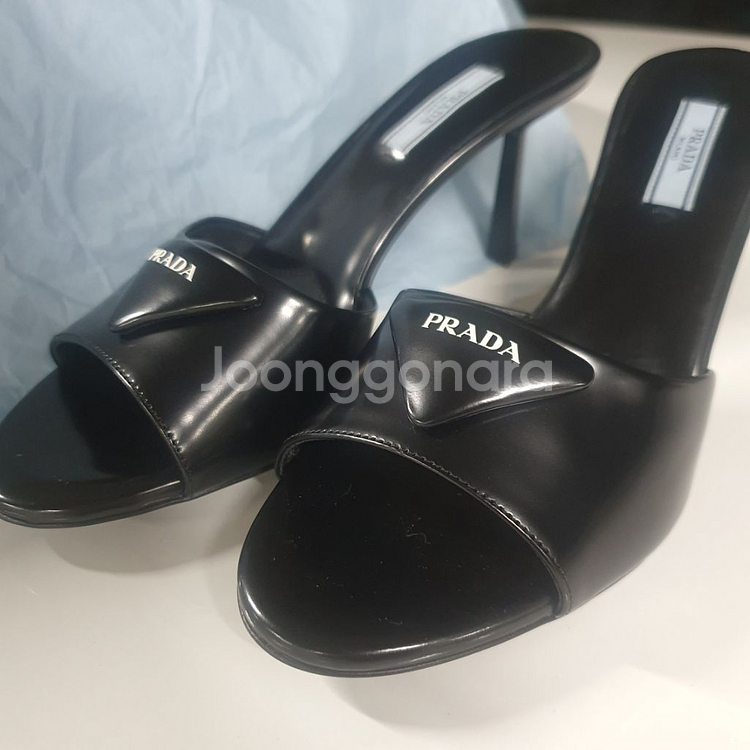 (새상품)프라다 샌들 Prada 38사이즈--0