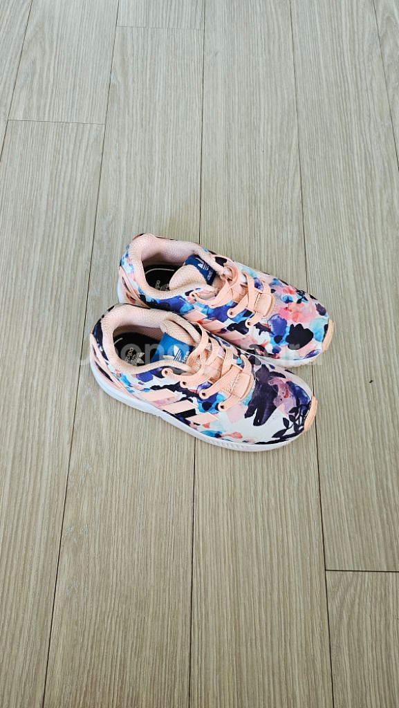 리미테이션 한정판 아디다스 키즈 ZX Flux150--7