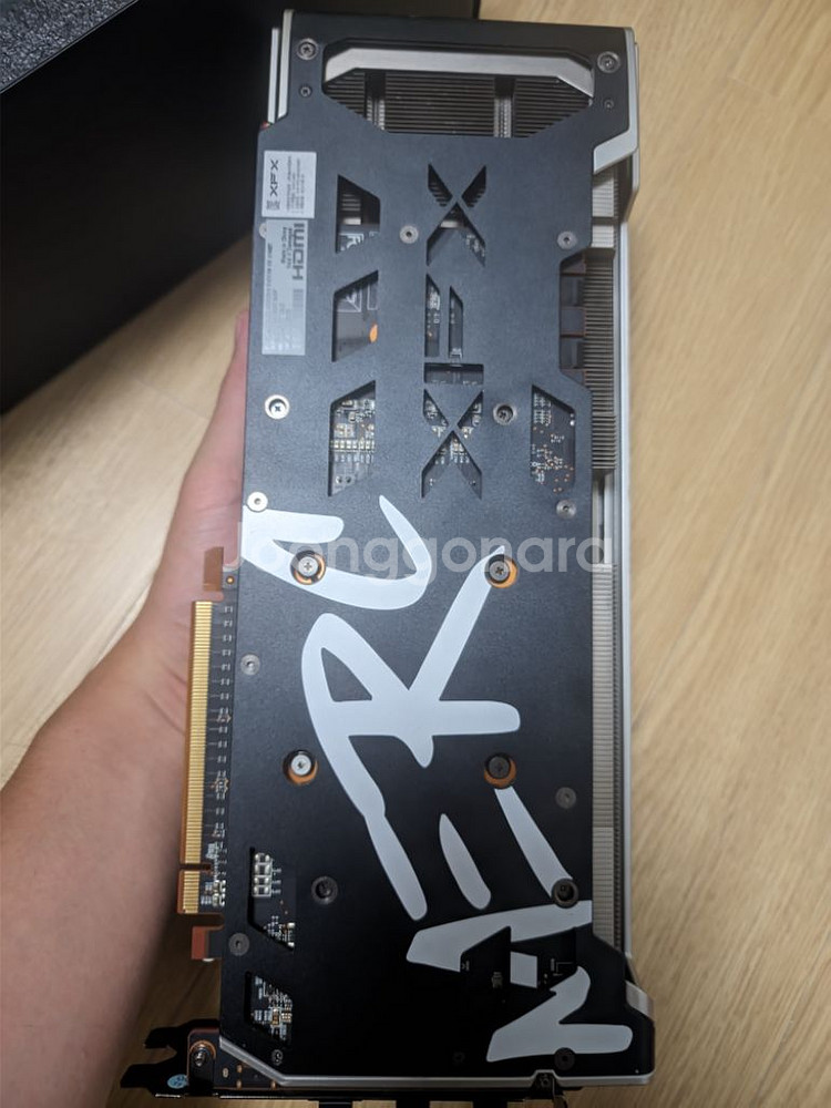 xfx 6700xt merc 팝니다--3