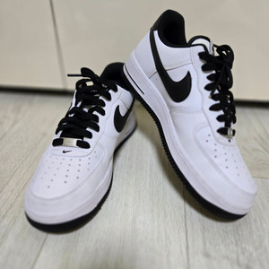 Nike Air Force 1 07 W/B 260