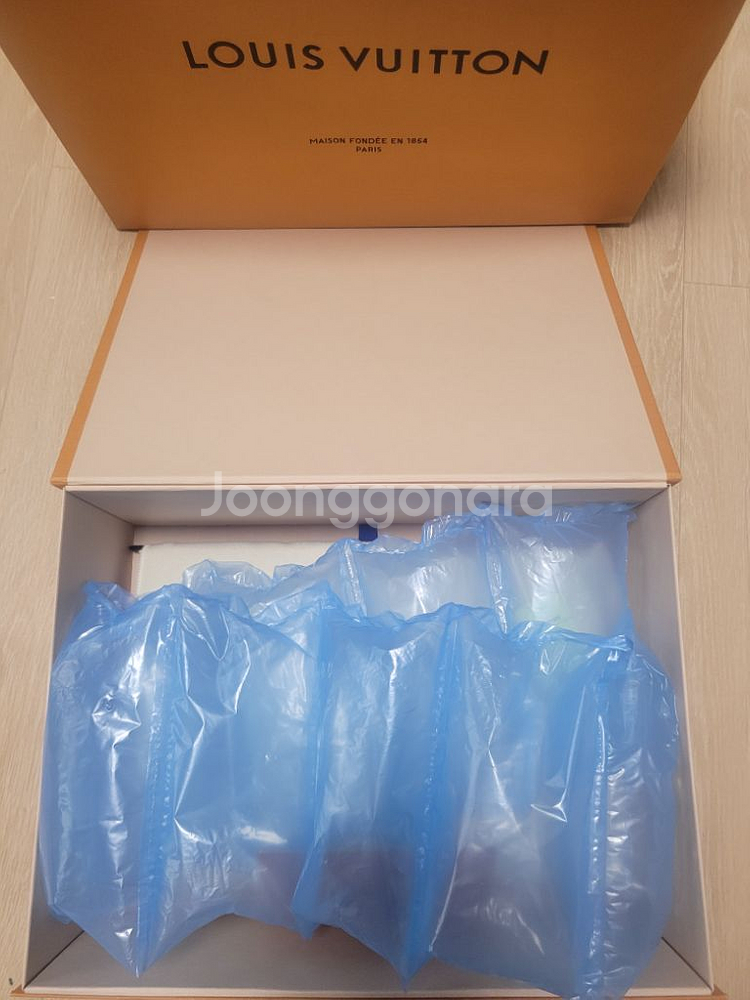 루이비통명품신상한정판남자가방판매합니다--6