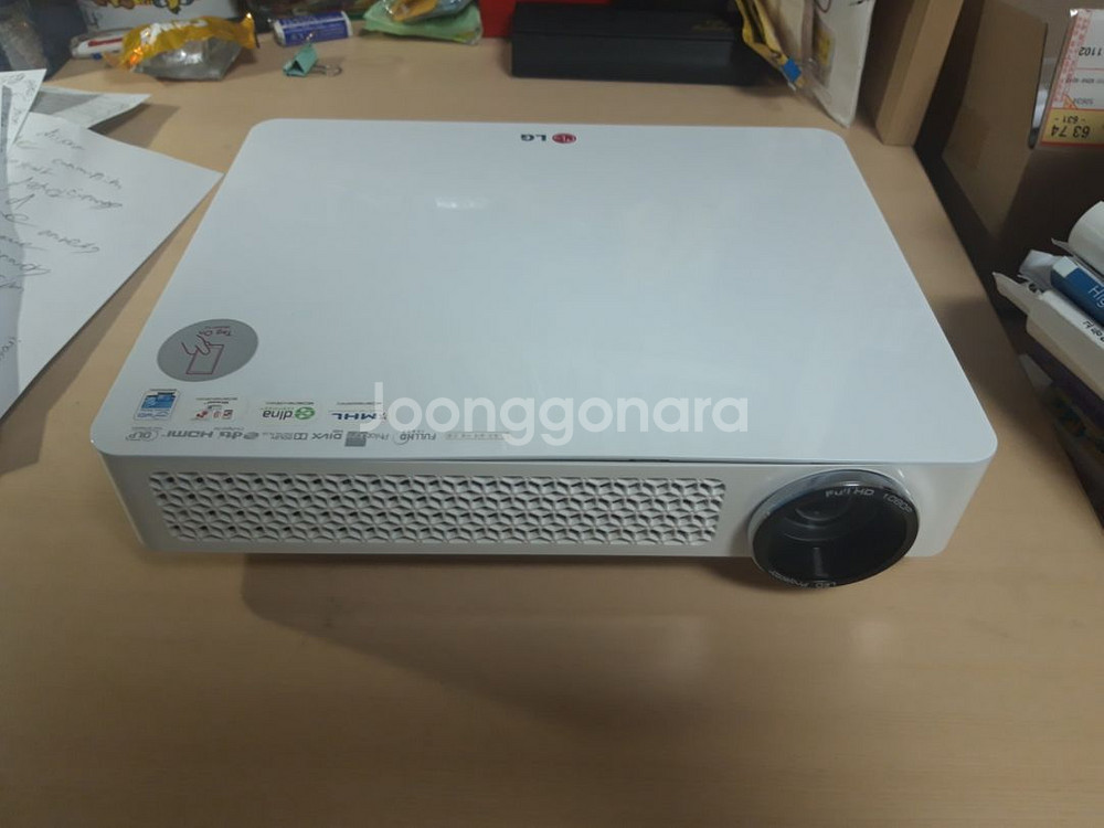 lg 빔프로젝터 FHD 1000안시 풀박스--1