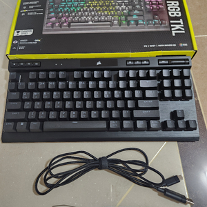 커세어 k70 opx 광적축 키보드 (풀박스)