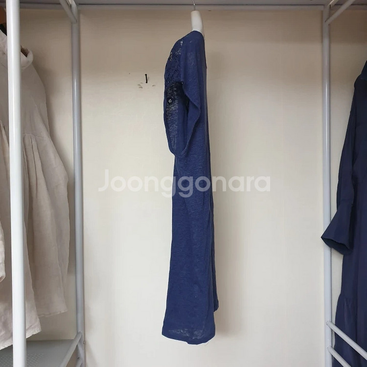 바네사브루노 아일렛레이스 캡슬리브 린넨 100% 탑--1