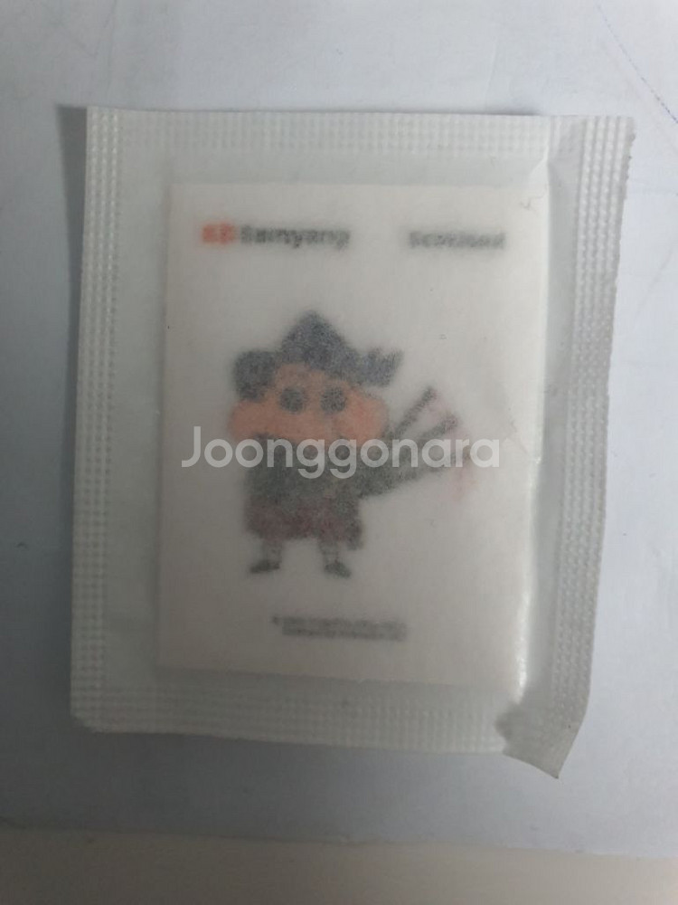 짱구 띠부씰 & 몰랑이 띠부씰 사진 3장--1