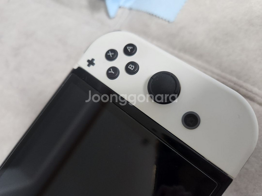 닌텐도 스위치 OLED, 마리오 카트--3