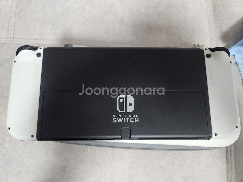 닌텐도 스위치 OLED, 마리오 카트--2