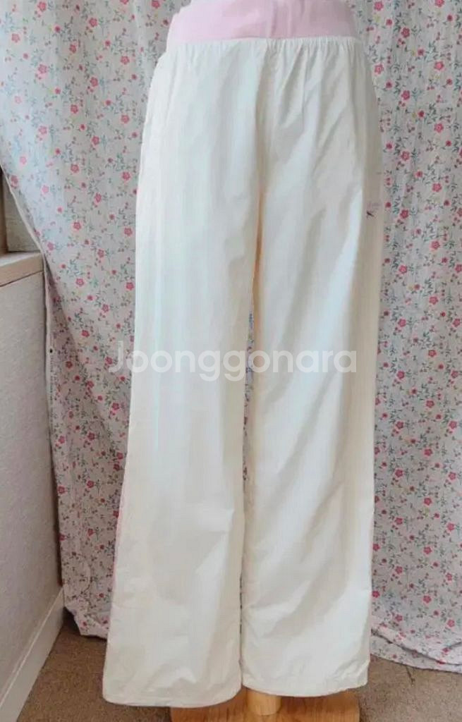 리복 양산형지뢰계 달천깔 연핑크 아이보리 트레이닝세트--5