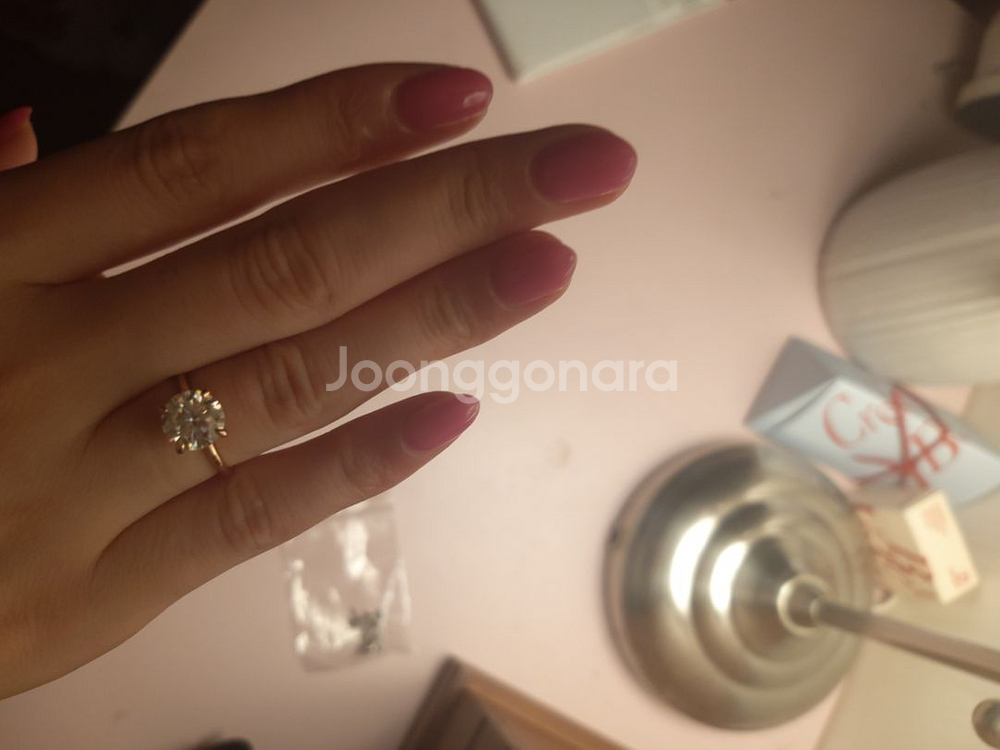 모이사나이트 라운드컷 2캐럿--1