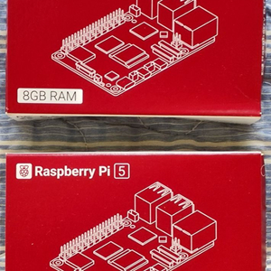 라즈베리파이 5 8GB 2개 팝니다.