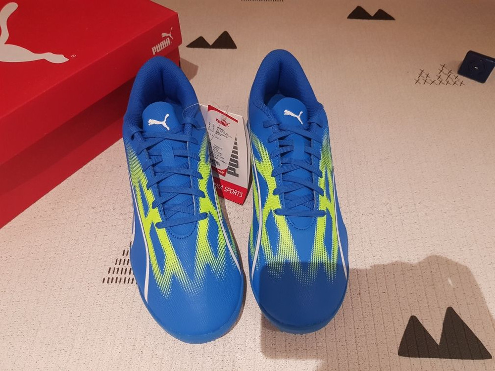 박스채 새상품 푸마 풋살화 255 250--1