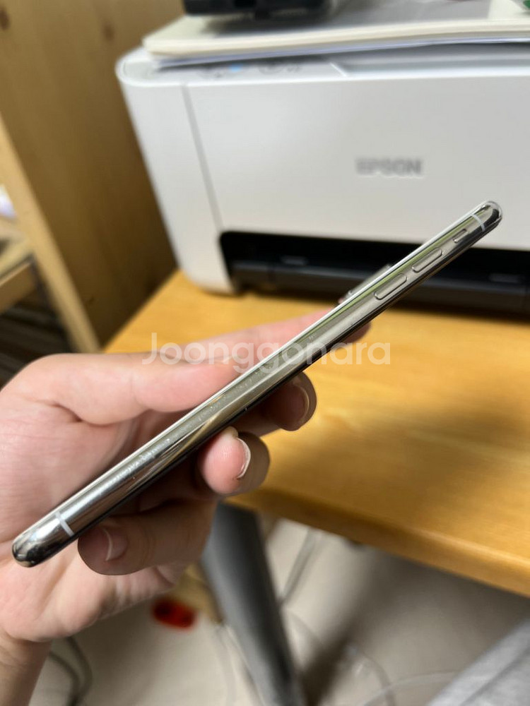 아이폰xs max 실버256 박스포함--3